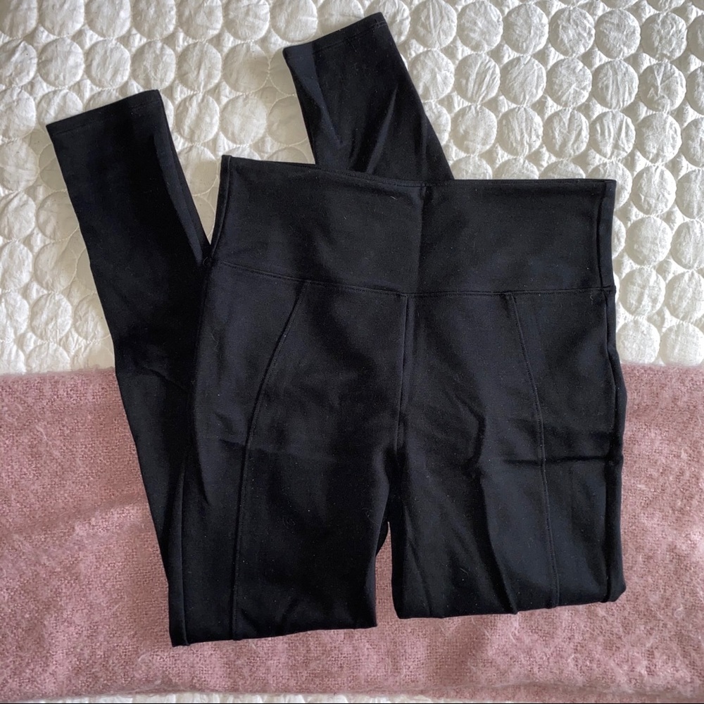 ASSETS by spanx leggings (L)